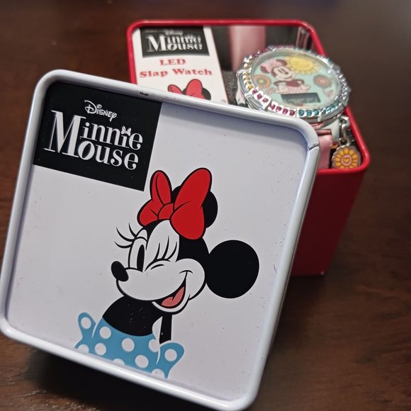 Minnie Mouse LED Slap Watch - Picture 2 of 3